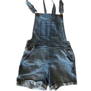 Hollister overall shorts